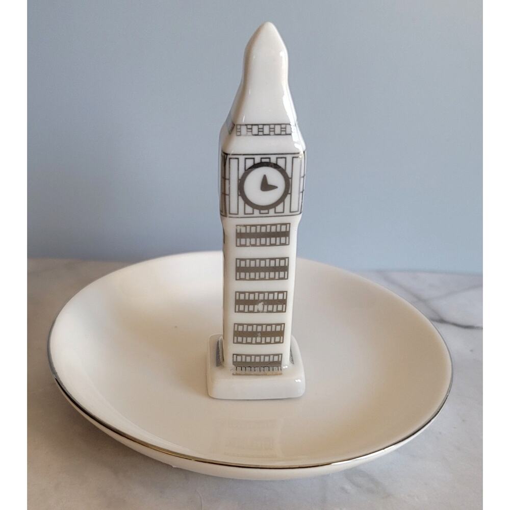 Kohls Big Ben Ring Holder Trinket Dish 3-1/2" by 4" Iconic British Clock Tower